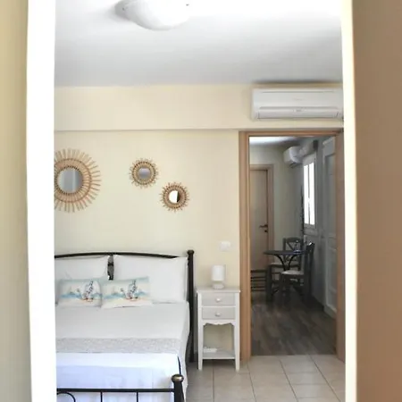 Majestic Blue - House With Garden!