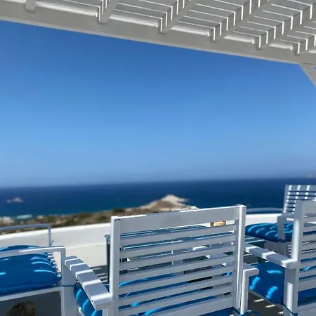 Majestic Blue - House With Garden! Casa vacanze Mandrakia