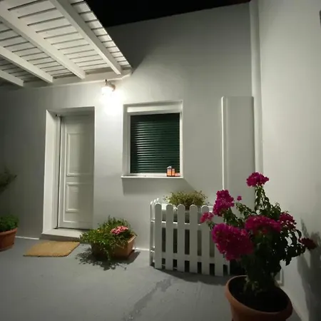 Casa vacanze Majestic Blue - House With Garden! Mandrakia