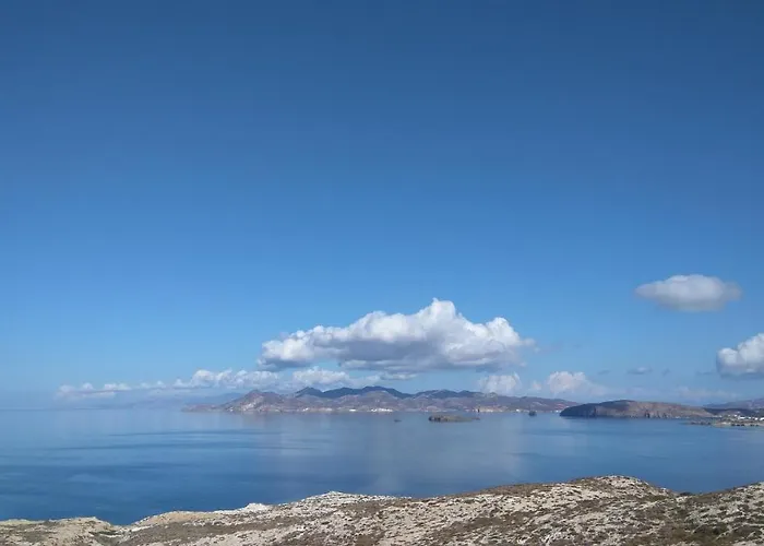 Majestic Blue - House With Garden! Feriehus Mandrakia