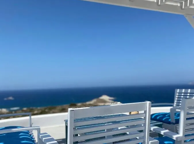 Majestic Blue - House With Garden! Feriehus Mandrakia