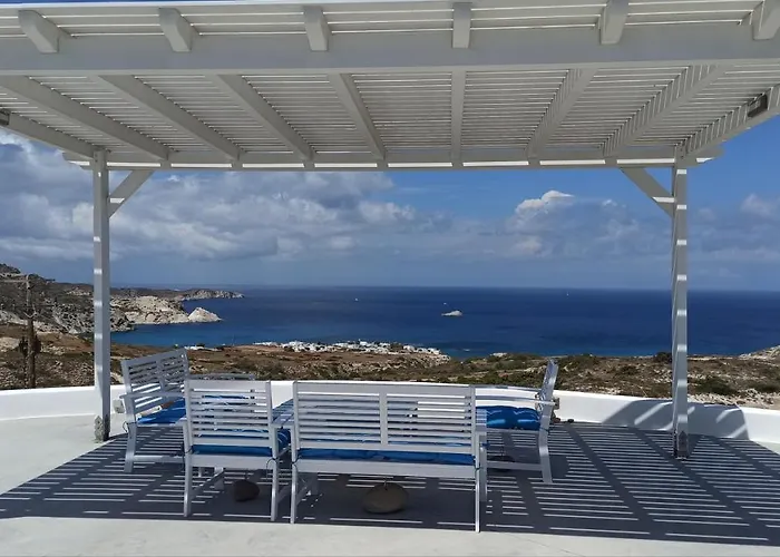 Majestic Blue - House With Garden! Feriehus Mandrakia