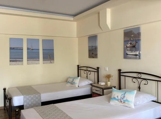 Majestic Blue - House With Garden! Mandrakia